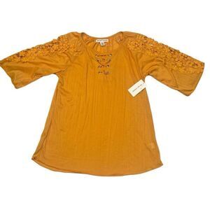 NWT New York Laundry Mustard Gold Blouse Top 3/4 Lace Sleeves Women Sz Medium